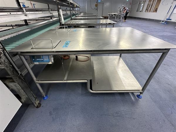 Grote foto martin stolze combi conveyor productie en inpaklijn met 11 marco werktafels met weegschaal agrarisch tuinbouw