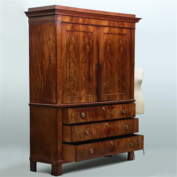 Grote foto strak ingetogen haags kabinet ca 1825 in chic bloemmahonie no.301855 antiek en kunst stoelen en banken