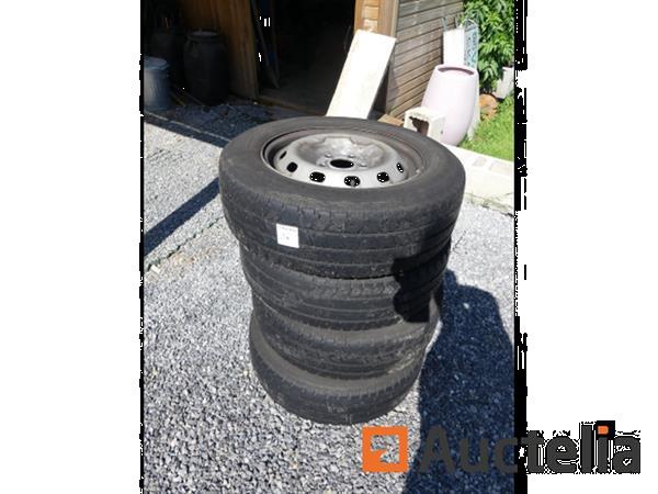 Grote foto 4 banden op velgen voor opel vivaro zomer goodyear 205 65r 16c 107 105t agrarisch wielen