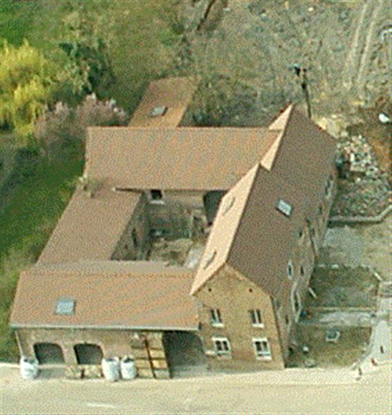 Grote foto hasselt gerenoveerde vierkantshoeve huizen en kamers bestaand benelux