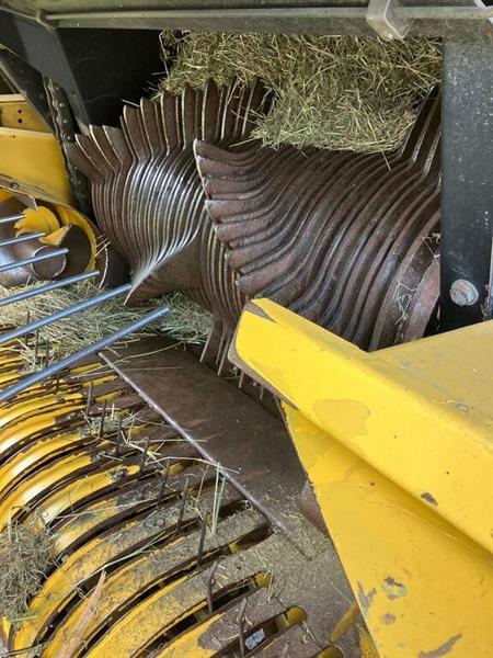 Grote foto new holland agrarisch persen