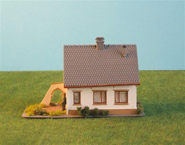 Grote foto woning met poort pola ho h0 nh1277 hobby en vrije tijd h0