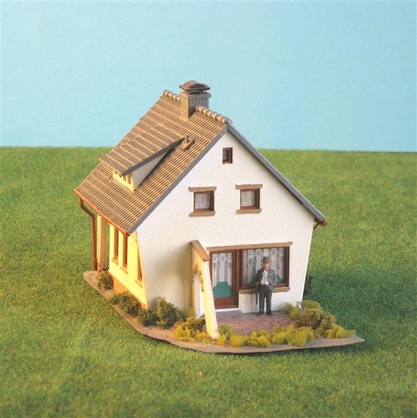 Grote foto woning met poort pola ho h0 nh1277 hobby en vrije tijd h0