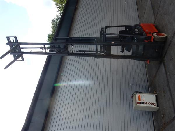Grote foto linde e16 accu 2023 agrarisch heftrucks