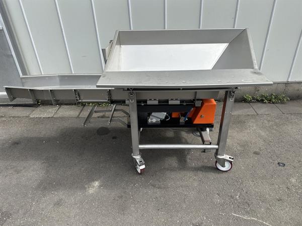 Grote foto bodijn trilgoot invoertriller uitvoerbreedte 19 cm agrarisch kisten