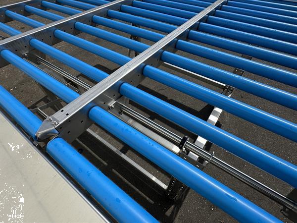 Grote foto het packhuys productie en inpaklijn 3 rollenbanen van 245 x 62 cm 40 cm tafel agrarisch transportbanden
