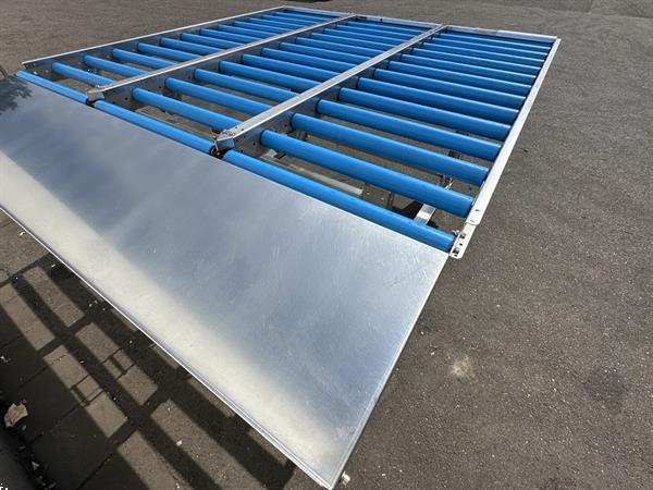 Grote foto het packhuys productie en inpaklijn 3 rollenbanen van 245 x 62 cm 40 cm tafel agrarisch transportbanden