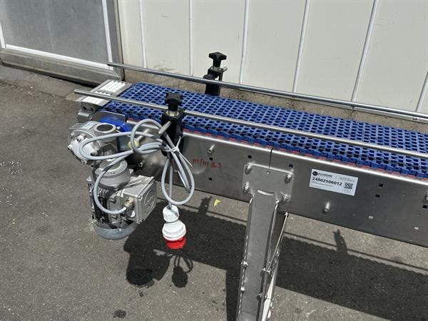 Grote foto het packhuys transportband met kunststof modulaire band 185 x 20 cm agrarisch transportbanden