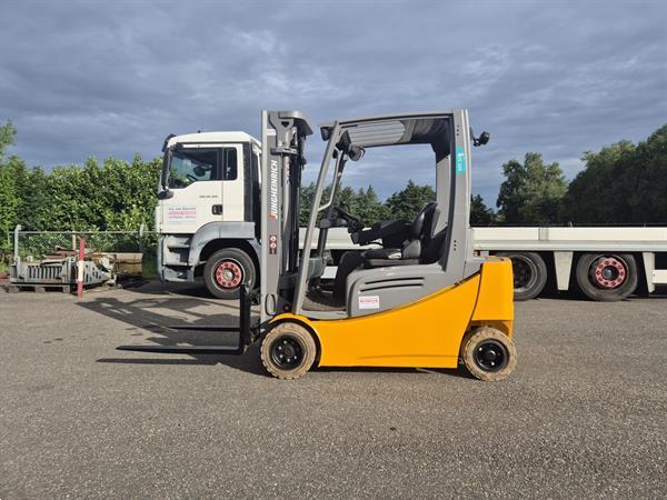 Grote foto jungheinrich efg320 4 wieler elektrisch mast 3f464 3644 uur. agrarisch heftrucks