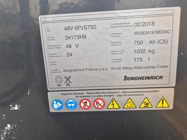 Grote foto jungheinrich efg220 2 ton 3 wieler elektrisch mast 3f450 3074 uur. agrarisch heftrucks