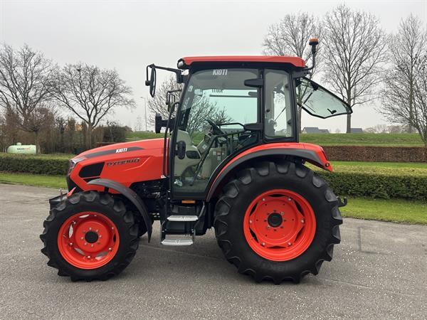 Grote foto kioti rx8040pc ge 73 pk cabine airco 4wd powershuttle evt met voorlader agrarisch tractoren