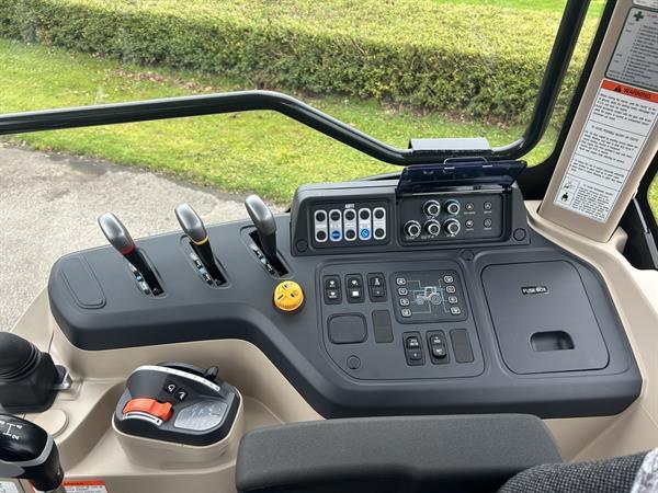 Grote foto kioti rx8040pc ge 73 pk cabine airco 4wd powershuttle evt met voorlader agrarisch tractoren