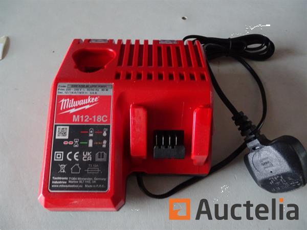 Grote foto milwaukee m12 18c dubbele batterijlader doe het zelf en verbouw overige doe het zelf en verbouw