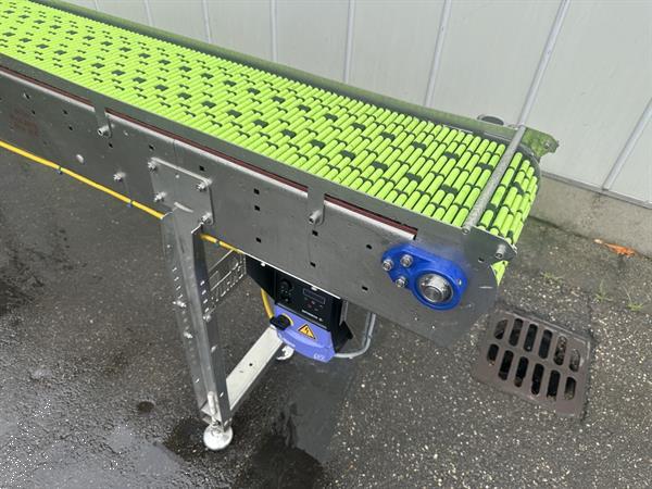 Grote foto het packhuys transportband 250 x 25 cm met rolletjes agrarisch transportbanden