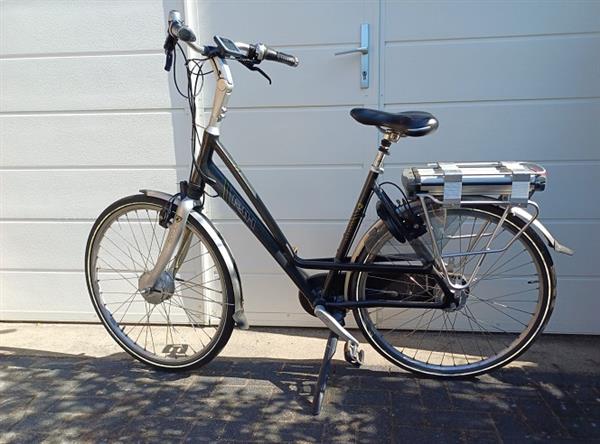 Grote foto gebruikte elektrische fiets 8 speed fietsen en brommers elektrische fietsen