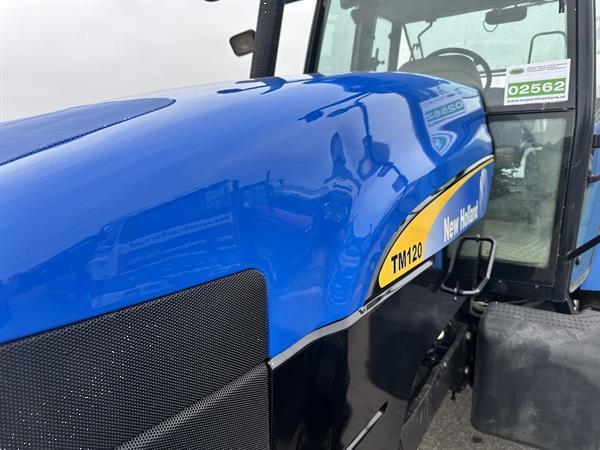 Grote foto new holland tm 120 agrarisch tractoren