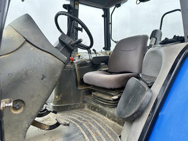 Grote foto new holland tm 120 agrarisch tractoren