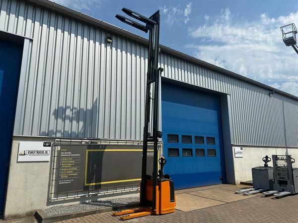 Grote foto vs 22247 elektrische triplex stapelaar still 5390mm freelift doe het zelf en verbouw hefwerktuigen