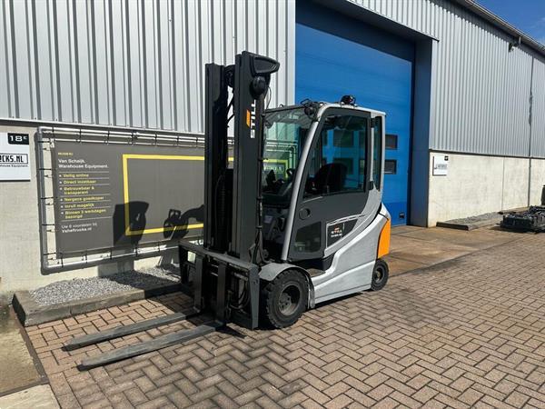 Grote foto vs 22249 elektrische triplex heftruck still rx60 30 bj2020 vorkenspreider agrarisch heftrucks