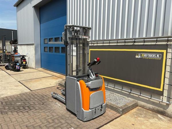 Grote foto vs 22252 elektrische triplex stapelaar still 5016mm bj2019 doe het zelf en verbouw hefwerktuigen