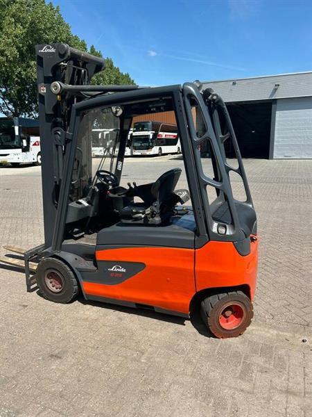 Grote foto linde e25 agrarisch heftrucks