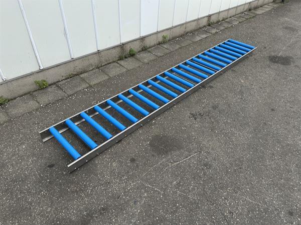 Grote foto het packhuys rollenbaan rvs 325 x 44 cm agrarisch transportbanden