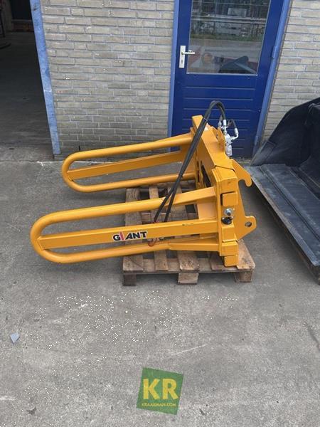 Grote foto giant overig 697560 agrarisch hooibouw