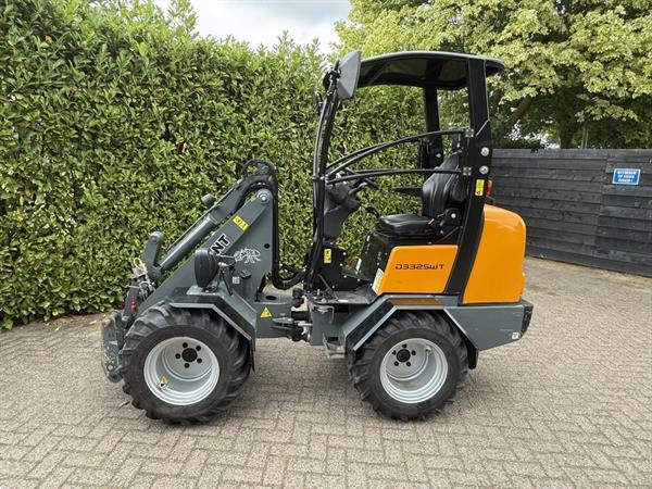 Grote foto giant 332 swt bj 2018 met 450 uur marge prijs agrarisch algemeen