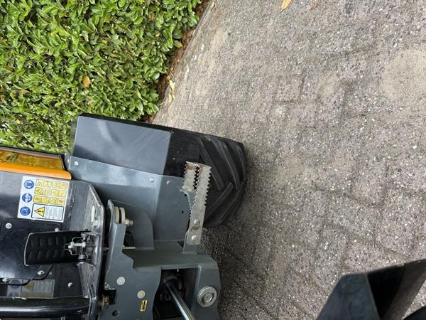Grote foto giant 332 swt bj 2018 met 450 uur marge prijs agrarisch algemeen