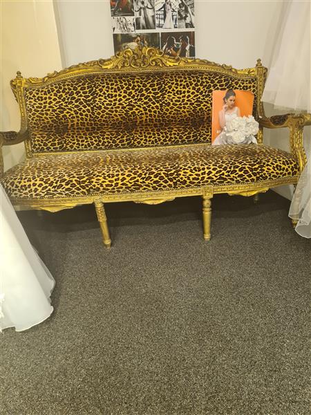 Grote foto barok bank kleur goud antiek en kunst stoelen en banken
