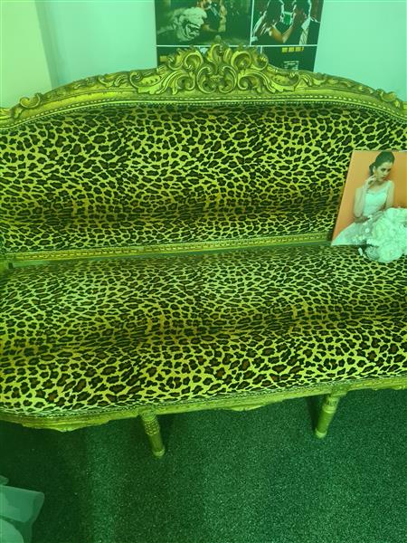 Grote foto barok bank kleur goud antiek en kunst stoelen en banken