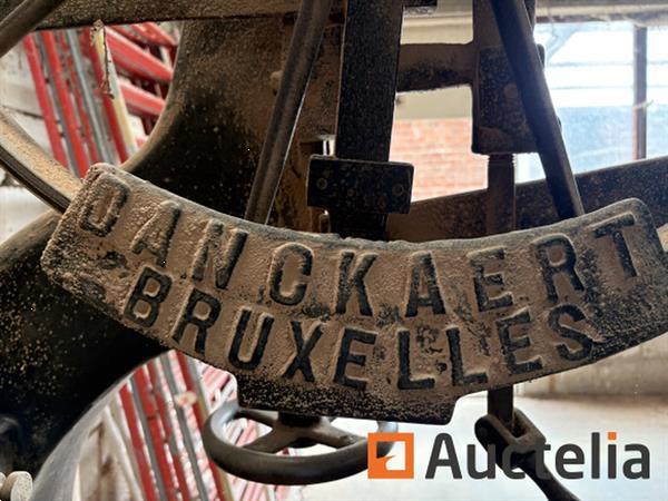 Grote foto lintzaag danckaert bruxelles doe het zelf en verbouw ijzerwaren en bevestigingsmiddelen