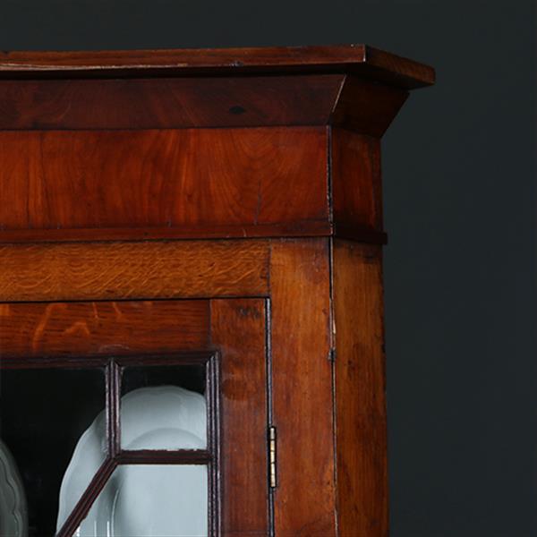 Grote foto strakke georgian hoekkast welsh ca 1800 eiken met mahonie no.300240 antiek en kunst stoelen en banken