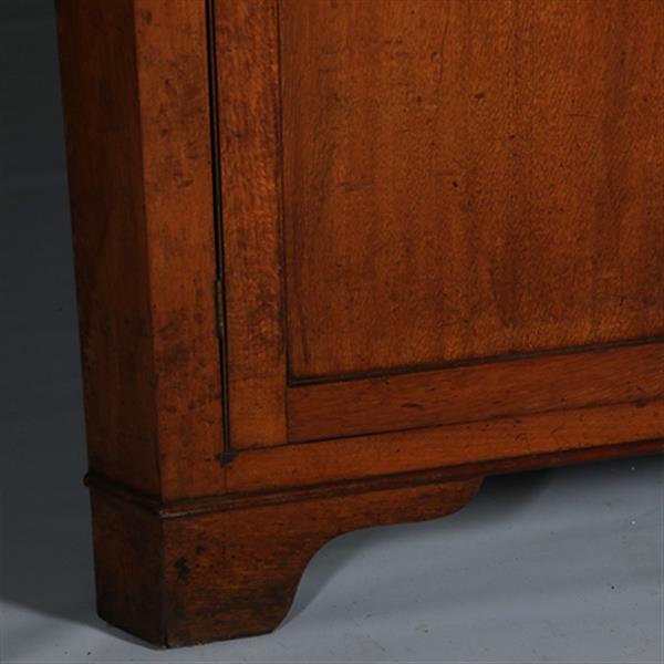 Grote foto strakke georgian hoekkast welsh ca 1800 eiken met mahonie no.300240 antiek en kunst stoelen en banken