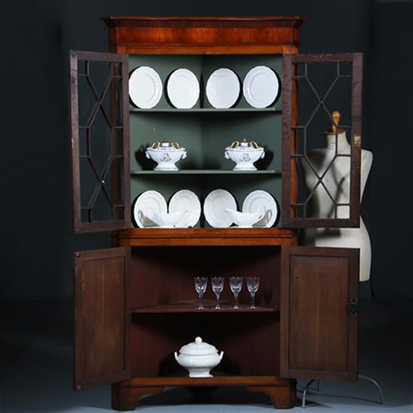 Grote foto strakke georgian hoekkast welsh ca 1800 eiken met mahonie no.300240 antiek en kunst stoelen en banken