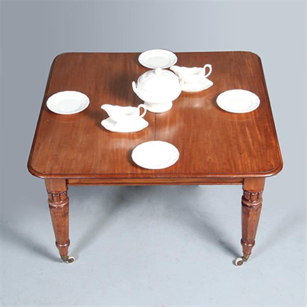 Grote foto eetkamertafel tot 12 personen victoriaans ca 1860 in mooie oude kleur no.301880 antiek en kunst stoelen en banken