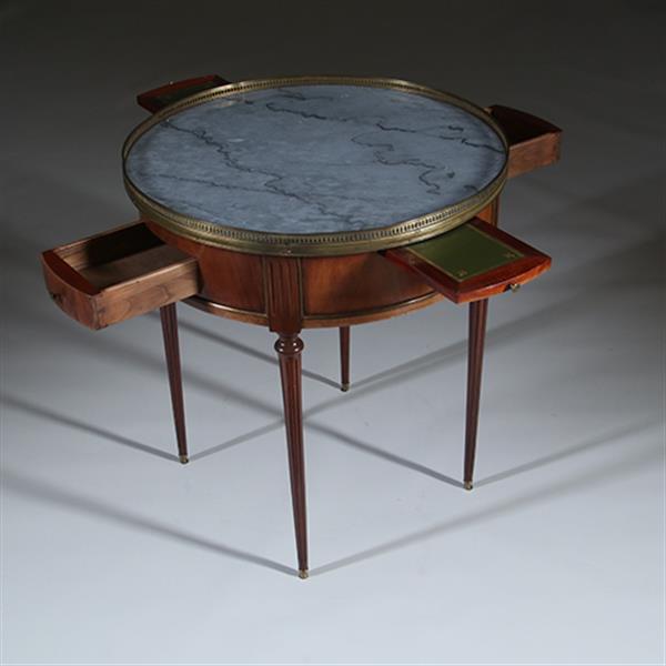 Grote foto bouillotte tafel met twee laden en twee tirettes ca 1910 bronzen randje no.301805 antiek en kunst stoelen en banken