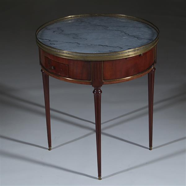 Grote foto bouillotte tafel met twee laden en twee tirettes ca 1910 bronzen randje no.301805 antiek en kunst stoelen en banken