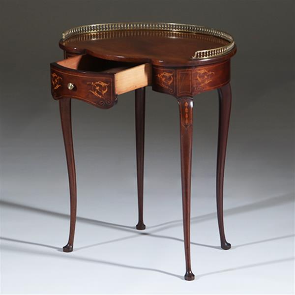 Grote foto niervormig latafeltje klein schrijftafeltje frankrijk ca 1900 met lade inlegwerk en gegoten bronzen antiek en kunst stoelen en banken