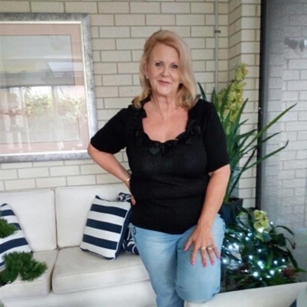 Grote foto getrouwd maar toch op zoek naar een latrelatie contacten en berichten vrouw zoekt man