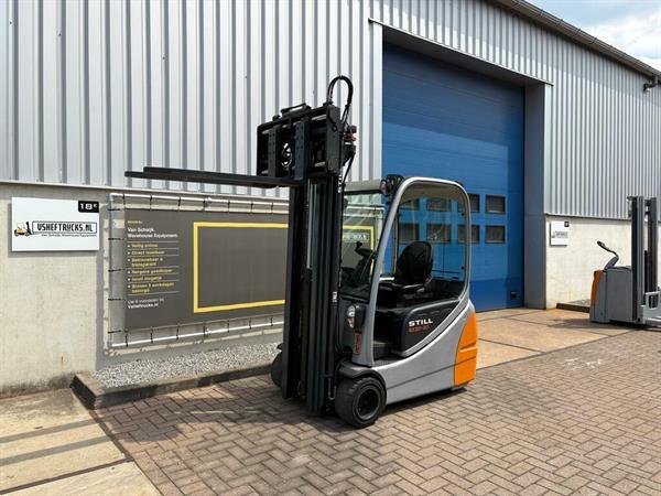Grote foto vs 22259 elektrische triplex heftruck still rx20 20 vorkenspreider agrarisch heftrucks