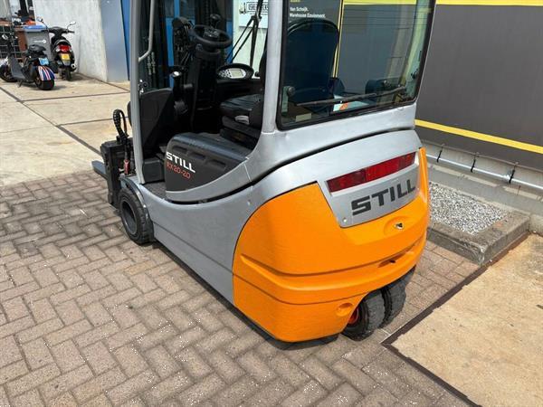 Grote foto vs 22259 elektrische triplex heftruck still rx20 20 vorkenspreider agrarisch heftrucks