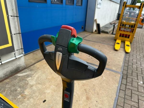 Grote foto vs 22262 elektrische triplex stapelaar jungheinrich freelift doe het zelf en verbouw hefwerktuigen