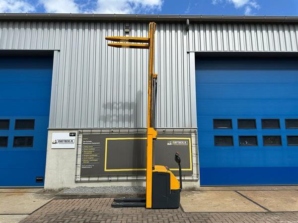 Grote foto vs 22262 elektrische triplex stapelaar jungheinrich freelift doe het zelf en verbouw hefwerktuigen