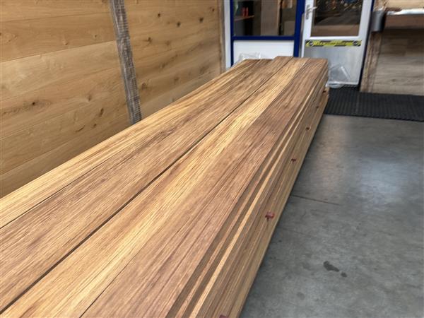 Grote foto 45x180 mm iroko geschaafd 445 cm doe het zelf en verbouw hout en planken