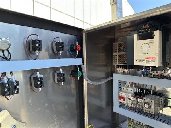 Grote foto opvoerband roestvrijstalen frame met pp modulair band doe het zelf en verbouw afvalverwerking