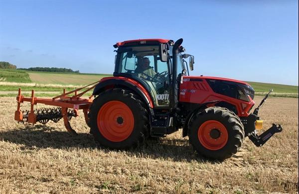 Grote foto kioti hx 1201 pc demo 120 pk front hef pto luchtremmen enz zeer compleet agrarisch tractoren