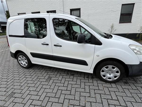 Grote foto bedrijfsauto 9 vxl 94 peugeot partner 1600 auto peugeot
