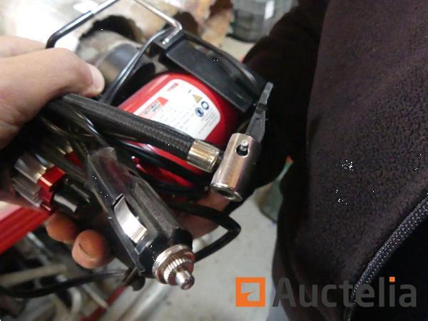 Grote foto 8904 070 ultimate speed hg02325 draagbare luchtcompressor acculader doe het zelf en verbouw compressors