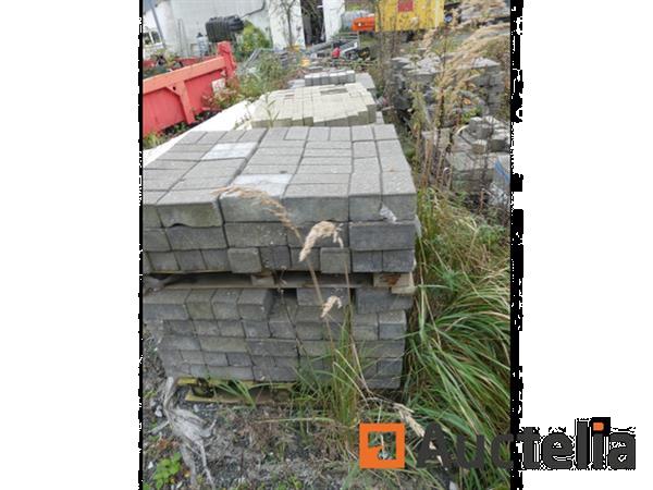 Grote foto 8904 121 verkoop van diverse cement en natuurklinkers 15 pallets doe het zelf en verbouw onderdelen en accessoires